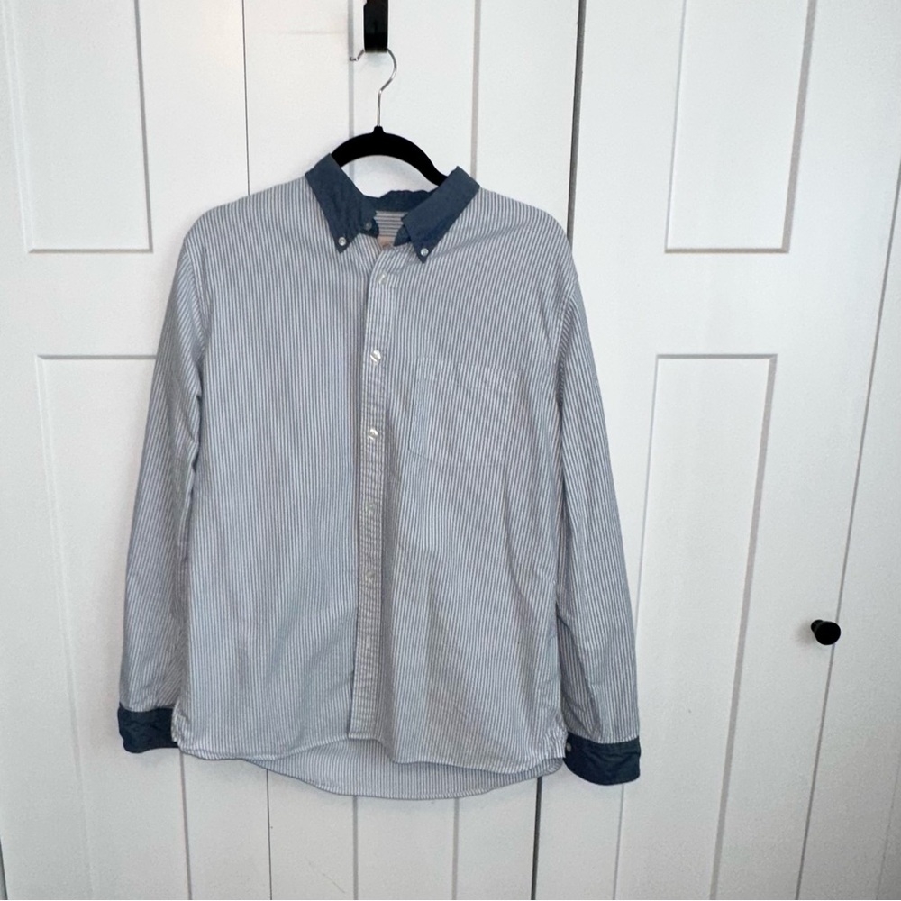 Brooks Brothers Red Fleece Blue and White Casual Button Down Shirt Large
